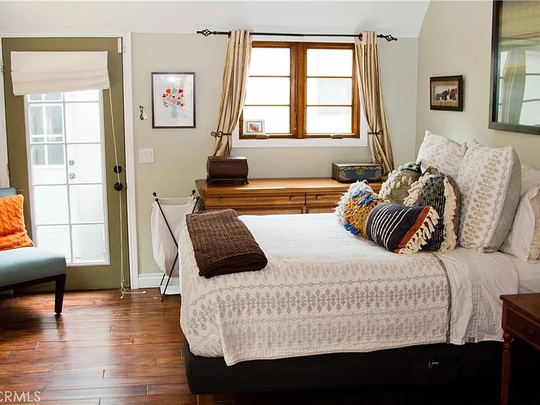 2318 Holly Dr — Photo 22