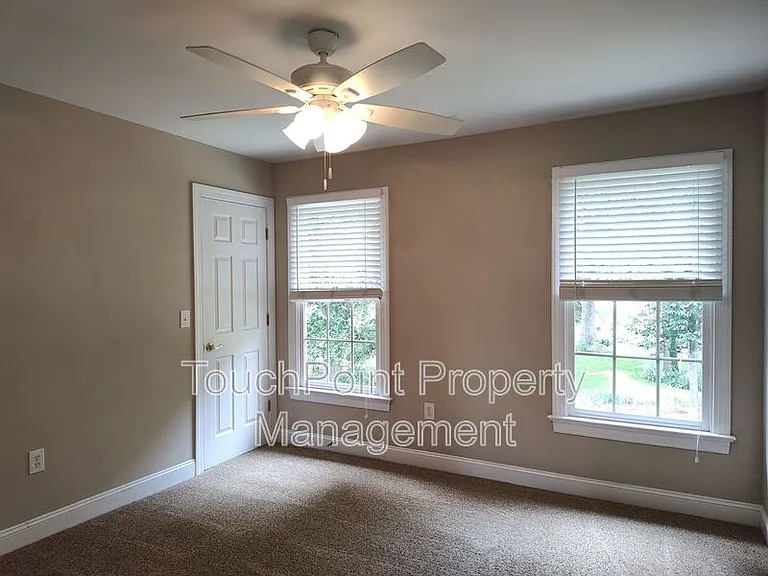 204 Limerick Dr — Photo 20