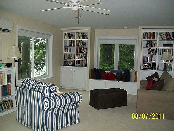 large den
