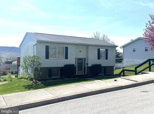 1118 W 6th St, Lewistown, PA 17044