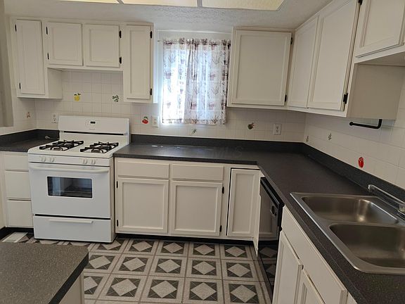 2nd image of 3766 Pendlestone Dr