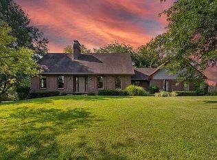 1400 E Saint Eunice Rd, Fulton, MO 65251