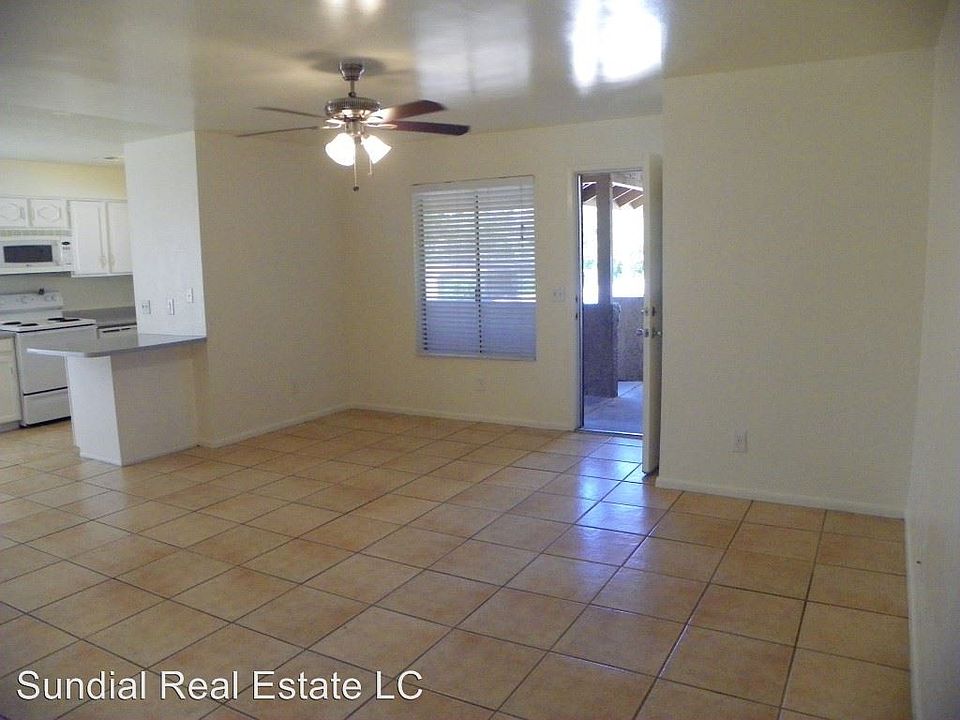 1st image of 832 N Revere Unit 201