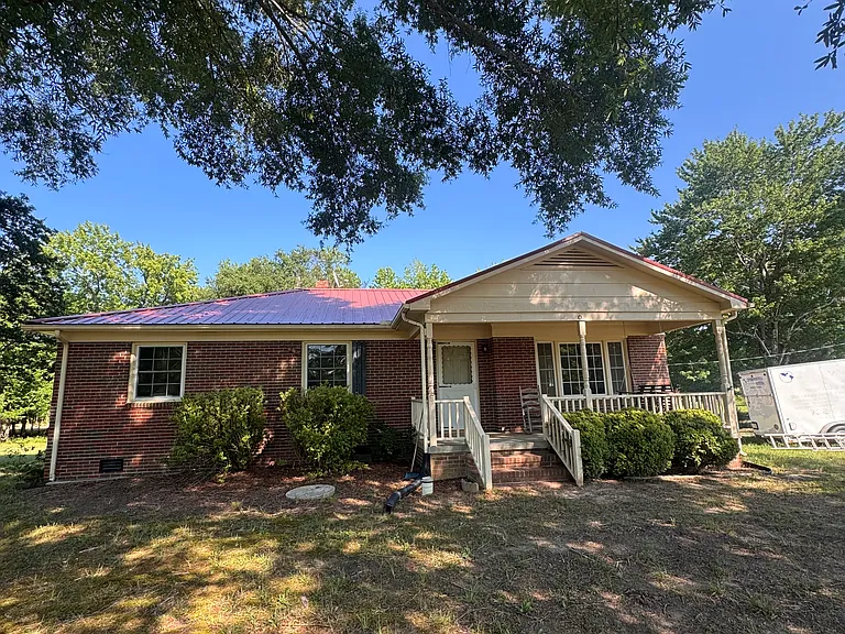 4055 Cluster Springs Rd — Photo 13