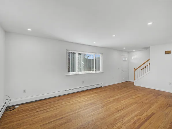 37 Windy Knls APT A, Greenwich, CT 06831