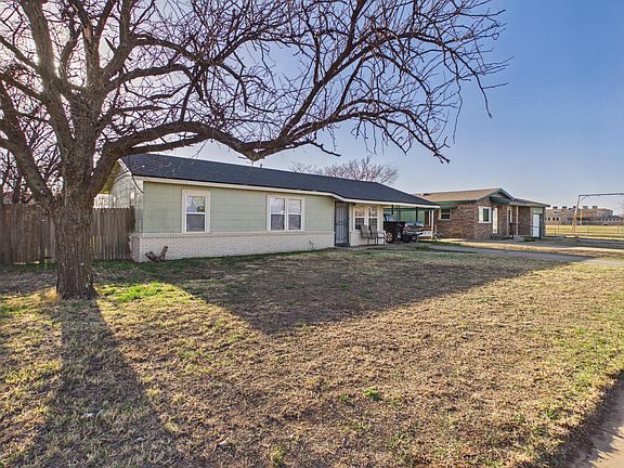 2nd image of 2804 Vanda Ave