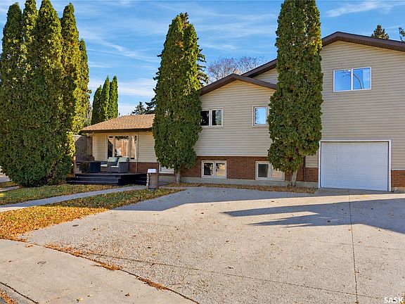 2nd image of 538 Highlands Terrace