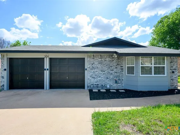 209 W Hogan Dr, Copperas Cove, TX 76522