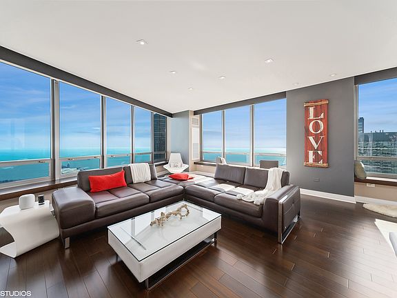 5th image of 600 N Lake Shore Dr APT 4612