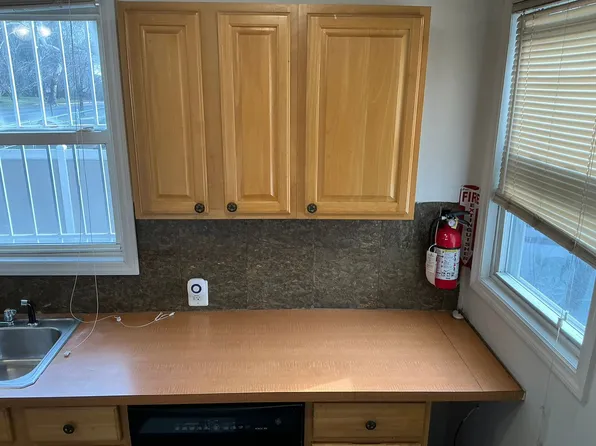 2768 Vauxhall Road, 2768 Vauxhall Rd Floor 2, Union, NJ 07083