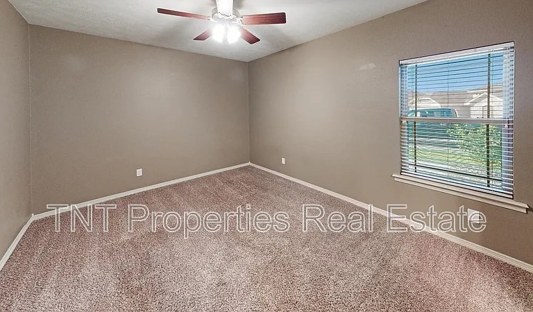 2830 Horseback Dr — Photo 19