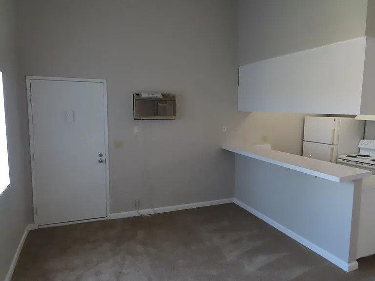 Mira Mesa (8835) — Photo 3