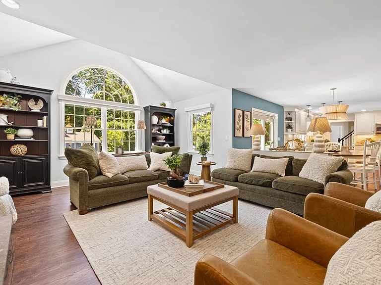 1 Boxwood Rd — Photo 12