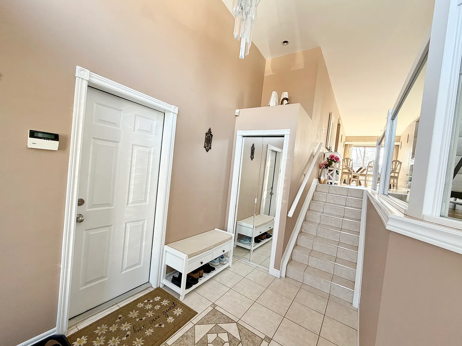 4 bed, 3000 sqft, $2,950 — Photo 3