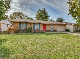 1109 Las Palmas Dr, Grand Prairie, TX 75052
