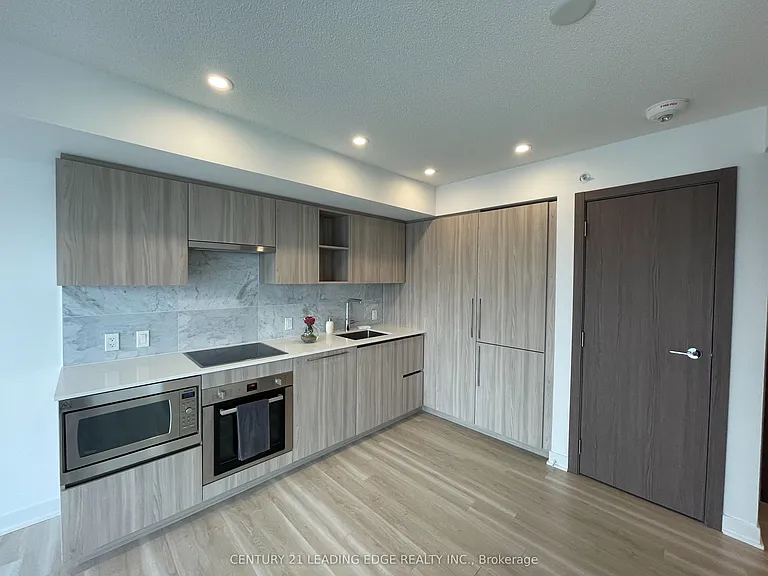 17 Bathurst St #1502 — Photo 5