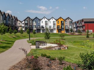 21750 93rd Ave NW #30, Edmonton, AB T5T7S5