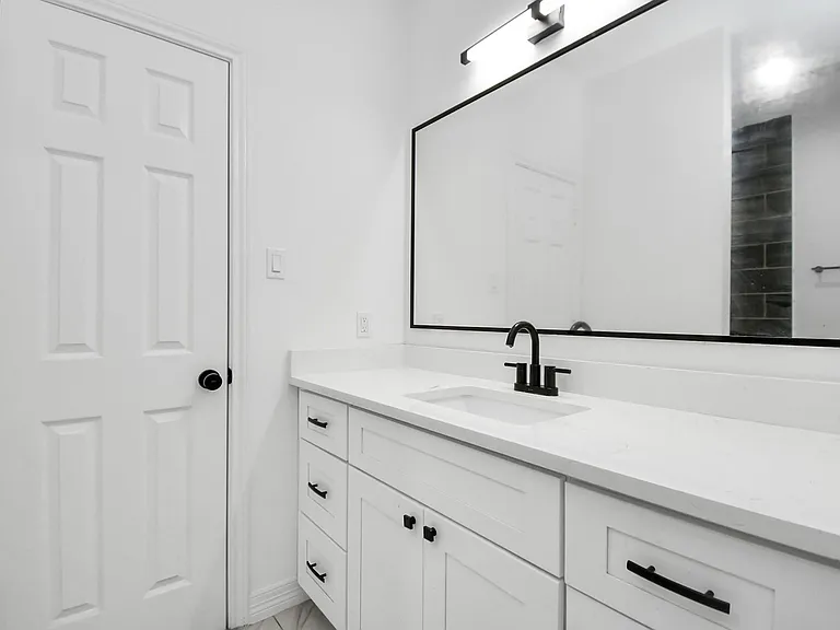9003 Prairie View Dr #B — Photo 17