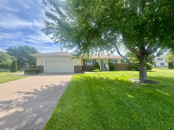 11603 1st St E, Milan, IL 61264