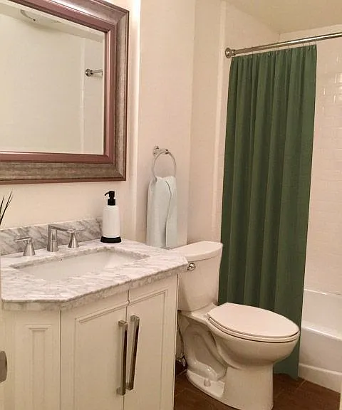 1321 Euclid St #1 — Photo 10