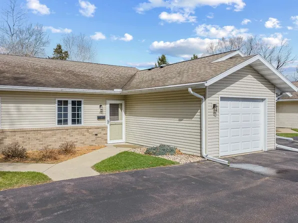 1579 N Dewey Ave, Reedsburg, WI 53959
