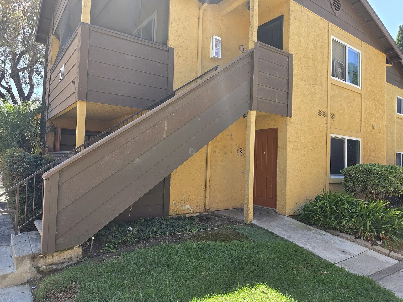 2 bed, 1.5 bath, 954 sqft, $2,750 — Photo 3
