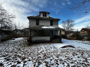 1006 Shira St, New Castle, PA 16101