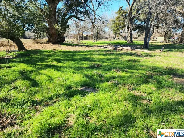 0 Pacific Ave, Cuero, TX 77954