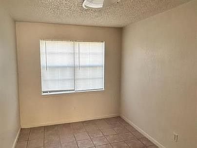 3rd image of 1109 Eastside Dr APT C