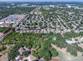 6506 Thunderbird Dr, San Antonio, TX 78240