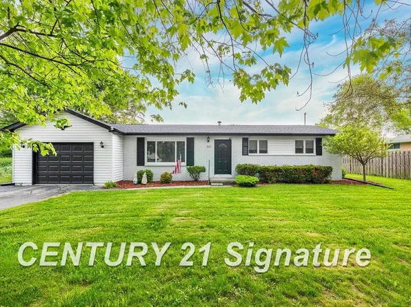 925 Roeser St, Freeland, MI 48623