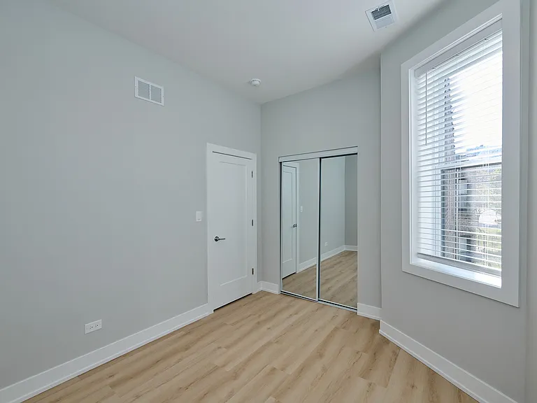 2872 W 21st Pl #1 — Photo 12