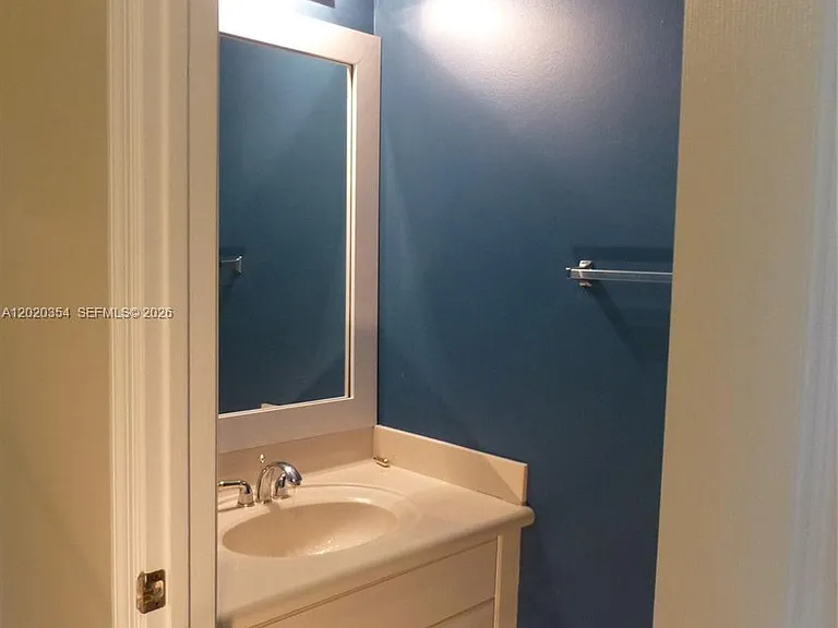 1139 Chenille Cir — Photo 9