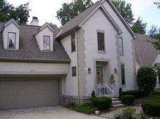 7091 Asheville Park Dr, Columbus, OH 43235