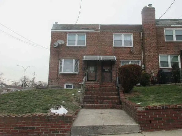 215-01 115th Rd, Cambria Heights, NY 11411