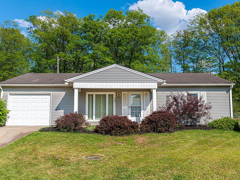 1st image of 349 Hawthorne Ct E