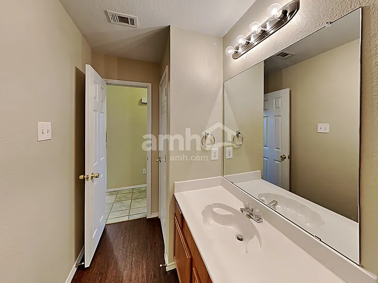 1014 Sage Brush Trl — Photo 14