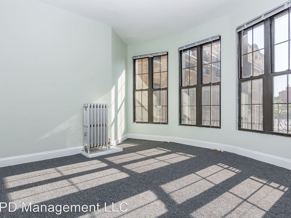 1st image of 6916 S Clyde Ave APT 409