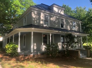 917 8th St, Statesville, NC 28677