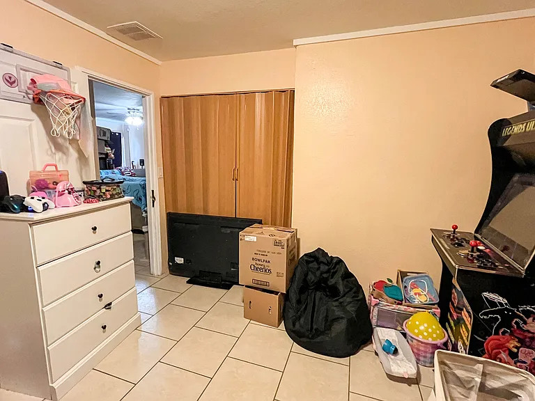 523 Wager Ave — Photo 13