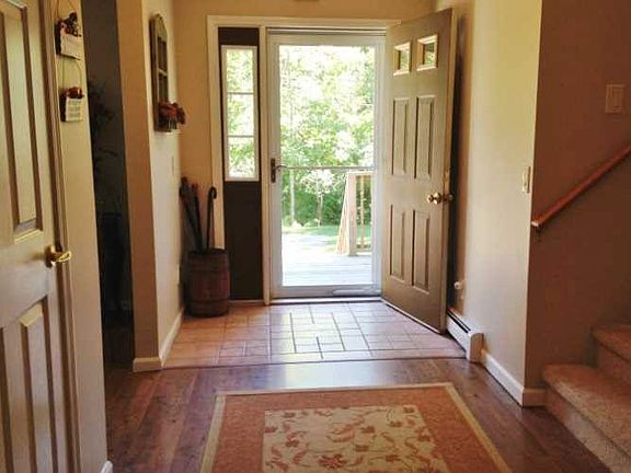 2nd image of 11 Forest Brook Ln