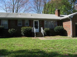 927 Thornbriar Ct, Hampton, VA 23661