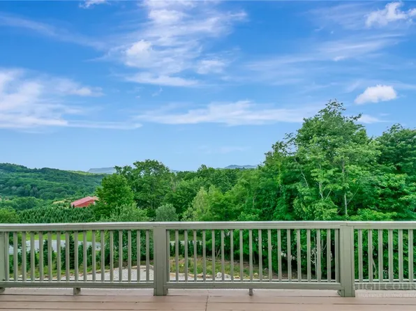 90 Rabbit Hill Lane, Newland, NC 28657