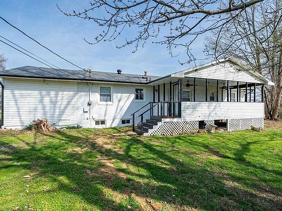 5th image of 2441 Burton Rd