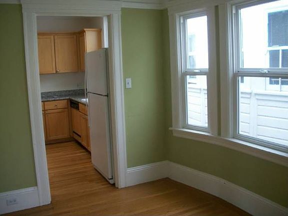 5th image of 2321 16th Ave