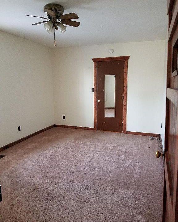 2nd image of 5914 Wainwright Dr