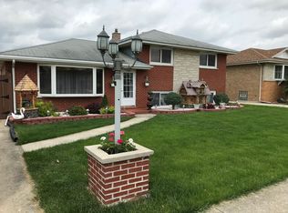 7748 S Octavia Ave, Bridgeview, IL 60455