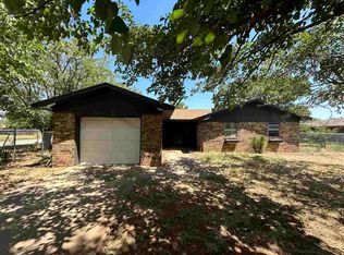 137 Thurman Dr, Walters, OK 73572
