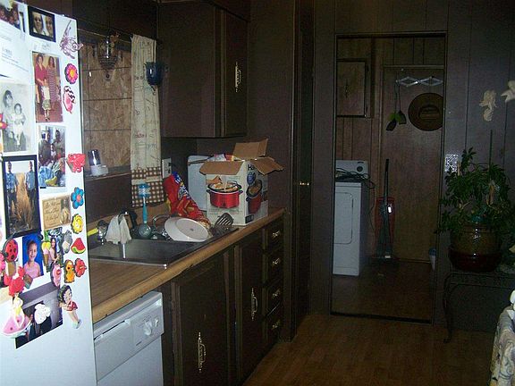 3rd image of 15 Charjene Ct