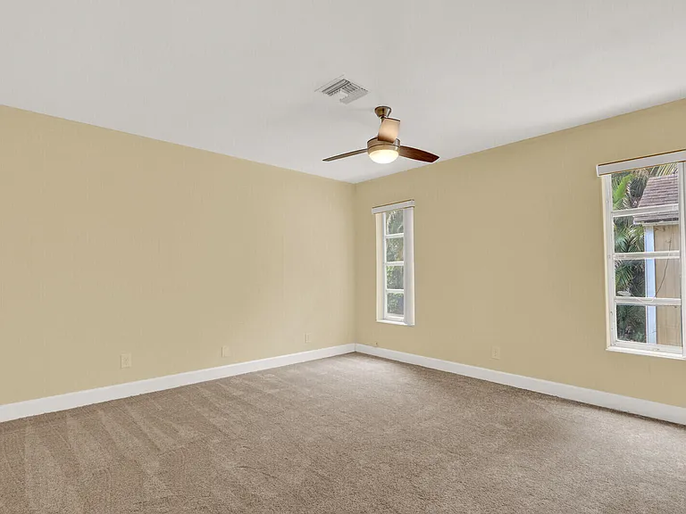4529 Square Lake Dr — Photo 22